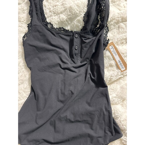 Skims Fits Everybody Lace Button Henley Brief Bodysuit - Picture 4 of 5